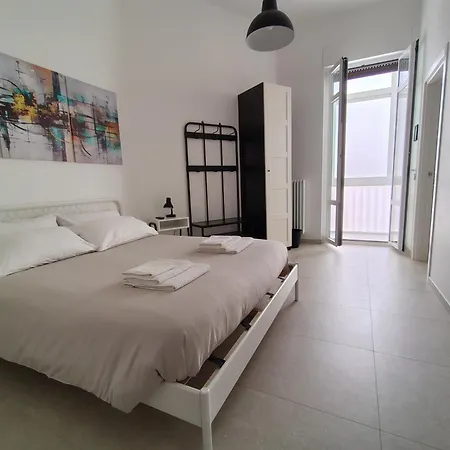 Apartament Putignani 210 *